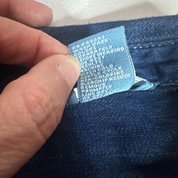 Napa Valley Petite Med Denim Shirt Womens S/S Embroidered Sailboats 100% Cotton - Picture 5 of 5